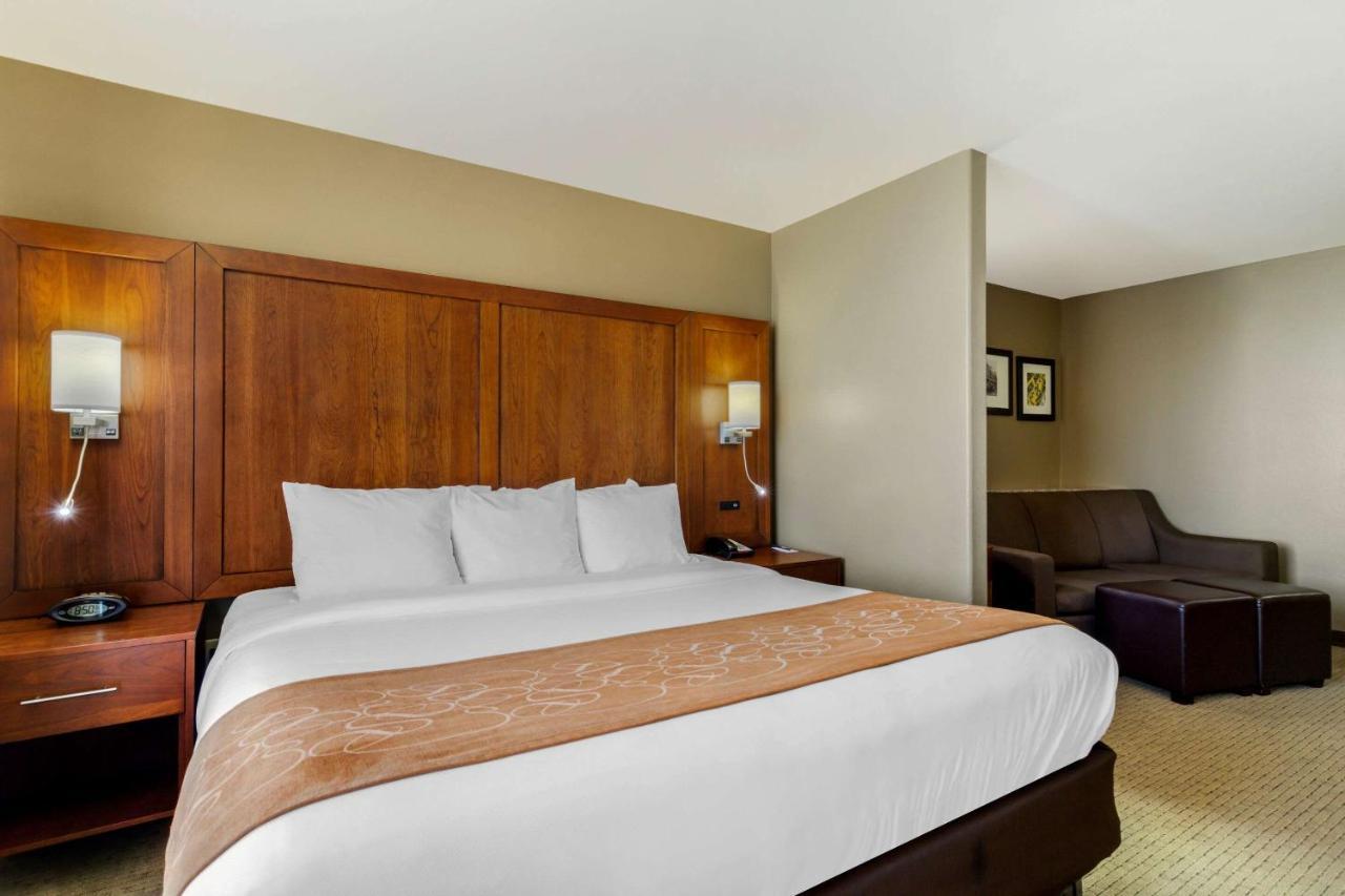 Comfort Suites Pflugerville - Austin North Exterior photo